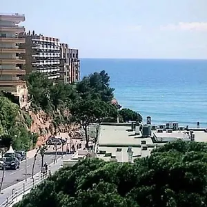 https://apartamento-luminoso-y-amplio-en-centro-de-salou.catalonia-hotels.com